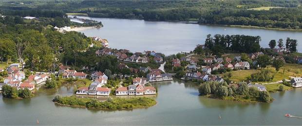 EN Village map of Center Parcs Le Lac d'Ailette.