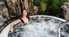 Whirpool Bath at Center Parcs Les Hauts de Bruyères