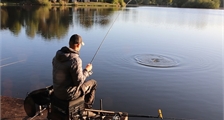 Fishing at Center Parcs De Huttenheugte