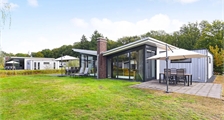 10-person bungalow 10L at Landal Amerongse Berg