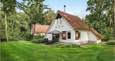 4-person bungalow 4C2 at Landal Aerwinkel