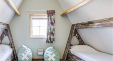 6-person children's bungalow 6CK at Landal De Hellendoornse Berg