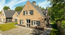 12-person vacation home 12L at Landal Kaatsheuvel