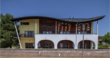 4-6-person apartment 4-6E at Landal Marina Lipno
