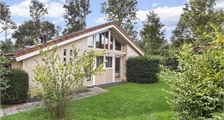 4-person bungalow 4C1 at Landal Stroombroek