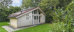 2-person bungalow 2L at Landal Stroombroek