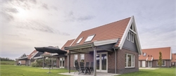 4-person bungalow 4B2 at Landal Waterparc Veluwemeer