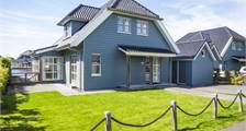 Bungalow Villa de Goudplevier with whirlpool/sauna at RCN De Potten